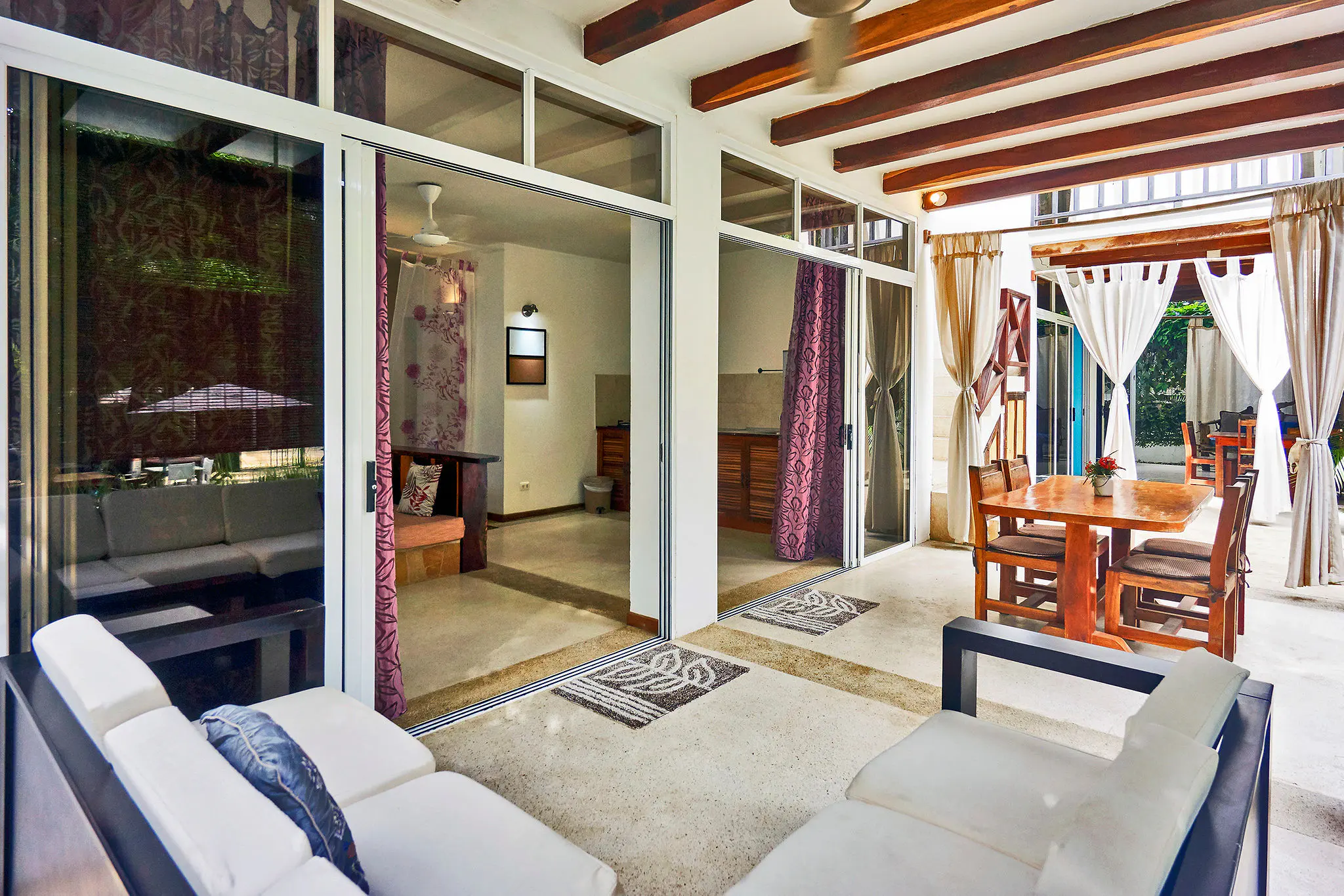 White apartment photo 19