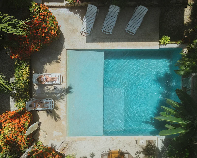 Principe del Pacifico — piscina drone